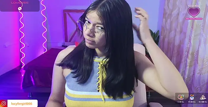 Emilly tay online show from 1, 3, 2025