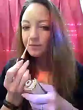 Snapshot of KattyLuuu chatting on 23, 12, 2024 KattyLuuu online show from 23, 12, 2024