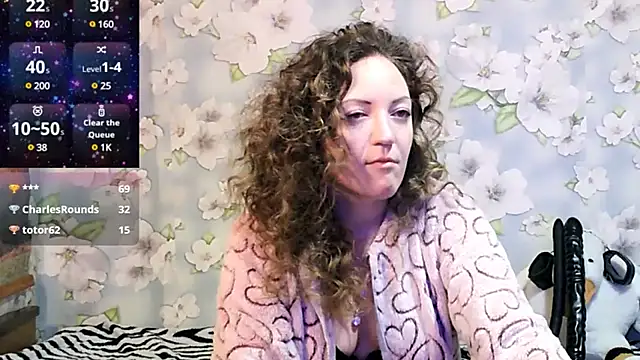 Snapshot of KattyLuuu chatting on 16, 2, 2025 KattyLuuu online show from 16, 2, 2025
