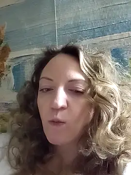 KattyLuuu online show from 22, 11, 2025