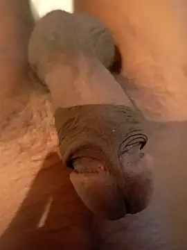 Snapshot of tharu111111 chatting on 19, 1, 2025 tharu111111 online show from 19, 1, 2025