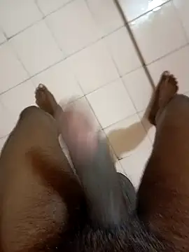 Snapshot of tharu111111 chatting on 1, 2, 2025 tharu111111 online show from 1, 2, 2025