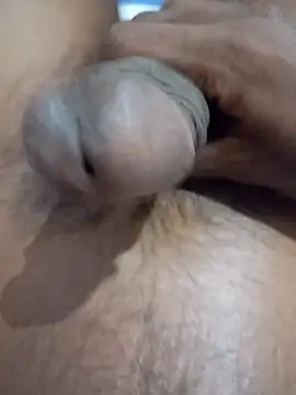 Snapshot of tharu111111 chatting on 14, 2, 2025 tharu111111 online show from 14, 2, 2025