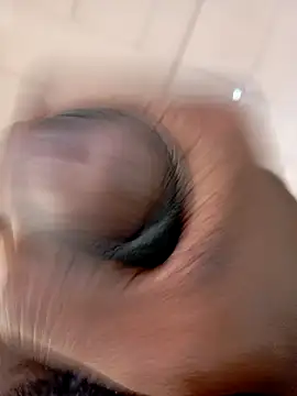 Snapshot of tharu111111 chatting on 23, 2, 2025 tharu111111 online show from 23, 2, 2025