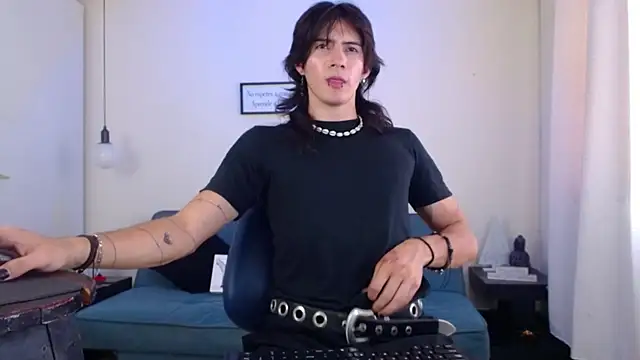 Snapshot of andreey50 chatting on 20, 12, 2024 andreey50 online show from 20, 12, 2024