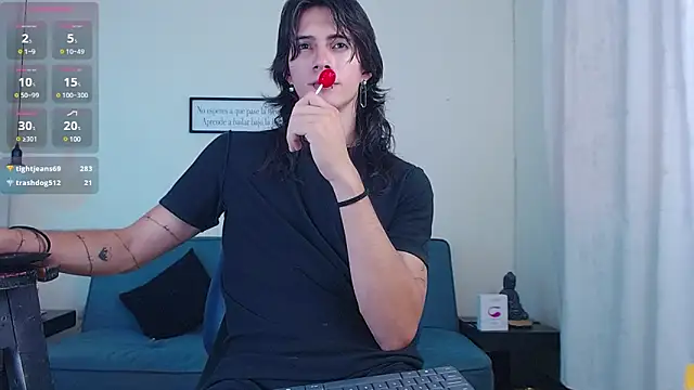 Snapshot of andreey50 chatting on 10, 3, 2025 andreey50 online show from 10, 3, 2025