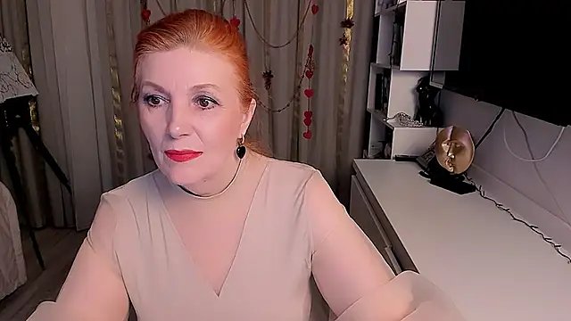 Fire-Fox-One online show from 4, 2, 2025