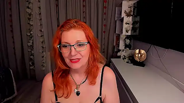 Fire-Fox-One online show from 11, 10, 2025