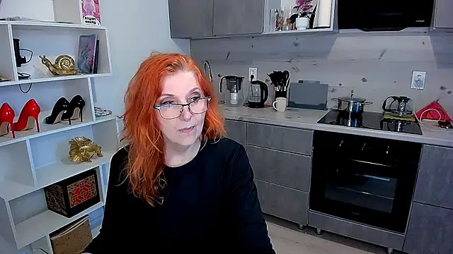 Snapshot of Fire-Fox-One chatting on 11, 5, 2026 Fire-Fox-One online show from 11, 5, 2026
