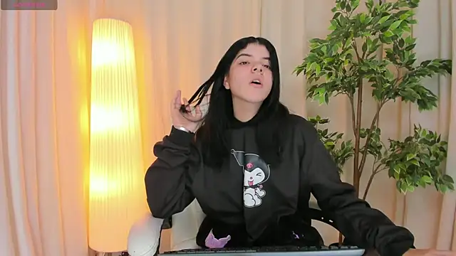 Maddy bennet online show from 6, 3, 2025