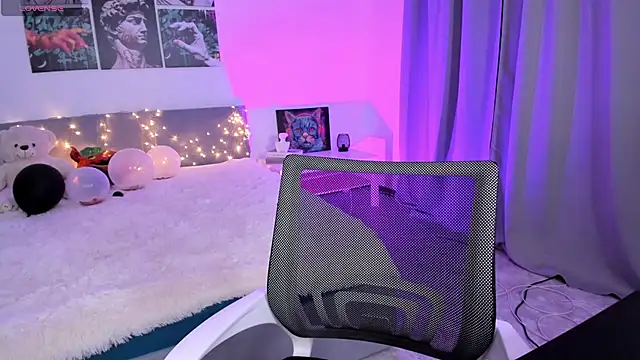 Lissa Meow  online show from 20, 11, 2025