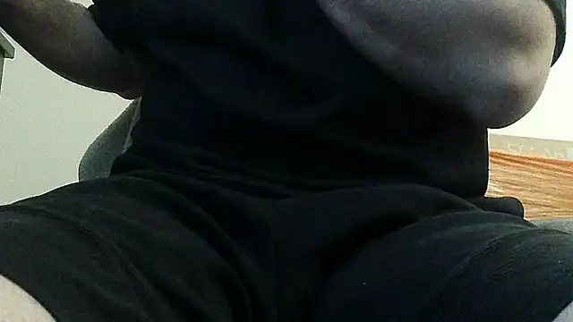 Snapshot of teek1234_1 chatting on 15, 3, 2025 teek1234 1 online show from 15, 3, 2025