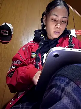 Snapshot of carmelbbyx22 chatting on 25, 4, 2026 carmelbbyx22 online show from 25, 4, 2026