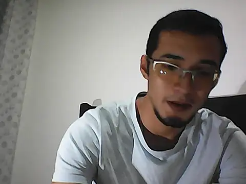 Snapshot of baby_jhons chatting on 22, 10, 2025 baby jhons online show from 22, 10, 2025