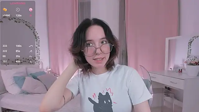 lilithlunna online show from 27, 2, 2025