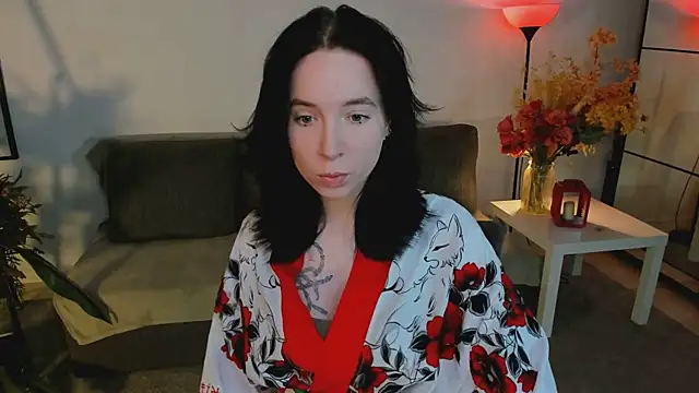 lilithlunna online show from 8, 11, 2025