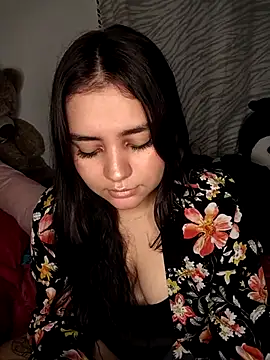 Snapshot of Ema_kraus chatting on 18, 3, 2025 Ema kraus online show from 18, 3, 2025