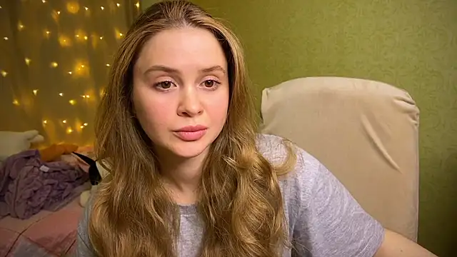 IlonaMurf online show from 19, 2, 2025