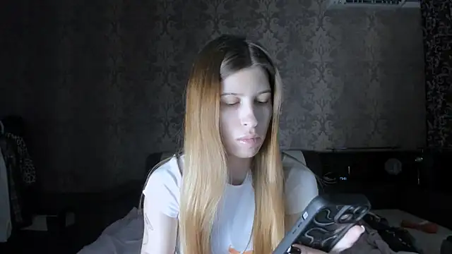 Agnes Allenn online show from 27, 11, 2025