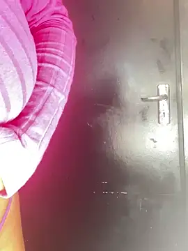 Snapshot of teddy04 chatting on 15, 3, 2025 teddy04 online show from 15, 3, 2025