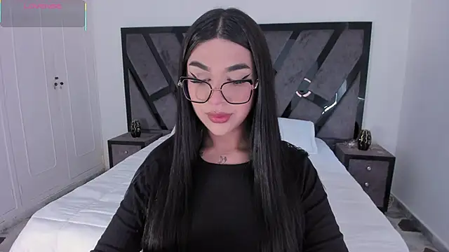 RoseCassie online show from 21, 4, 2026