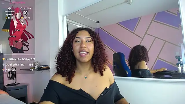 Snapshot of lauraltt chatting on 14, 1, 2025 lauraltt online show from 14, 1, 2025