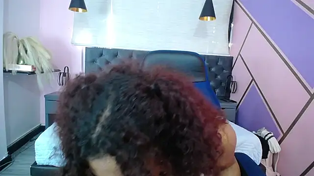 Snapshot of lauraltt chatting on 27, 1, 2025 lauraltt online show from 27, 1, 2025