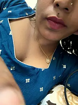 Snapshot of priyadevi17 chatting on 19, 1, 2026 priyadevi17 online show from 19, 1, 2026