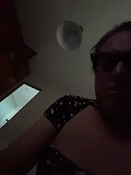 NikkelSofia online show from 24, 10, 2025