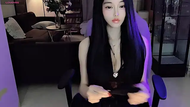 Snapshot of Irene--- chatting on 16, 1, 2025 Irene--- online show from 16, 1, 2025