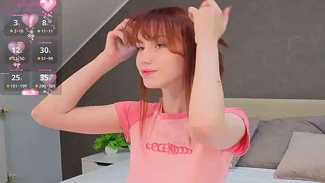 Mollly Rouge online show from 22, 9, 2025