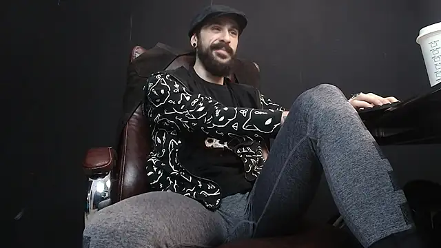 Snapshot of AxelColton chatting on 9, 2, 2025 AxelColton online show from 9, 2, 2025