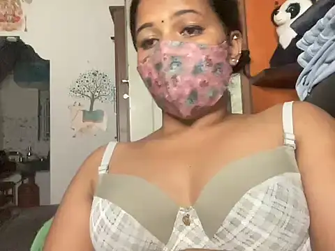 Tamil Sanjana  online show from 5, 10, 2025