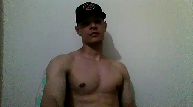 Snapshot of tric09 chatting on 18, 12, 2024 tric09 online show from 18, 12, 2024