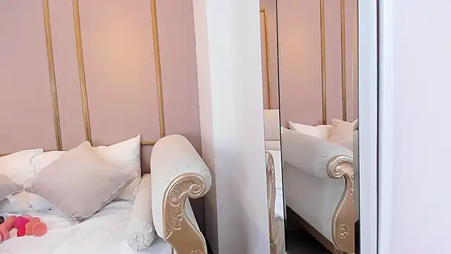 PerlaPreciosa online show from 9, 1, 2026