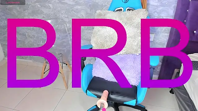 Little lili19 online show from 12, 1, 2025