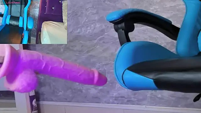 Little lili19 online show from 7, 2, 2025