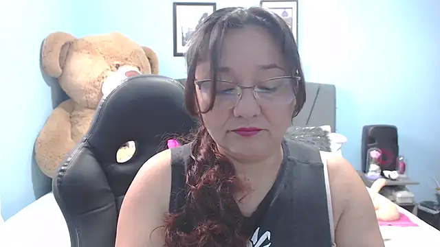 AngelRouss online show from 6, 3, 2026