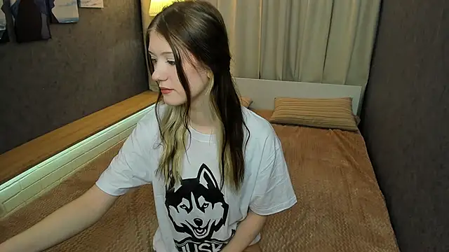 Lina Vi online show from 15, 1, 2025