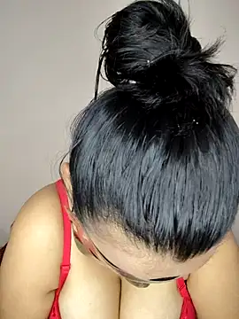 Snapshot of Riya_Stream01 chatting on 5, 2, 2025 Riya Stream01 online show from 5, 2, 2025