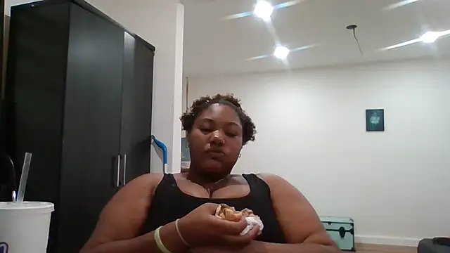 Snapshot of Kbaby337 chatting on 25, 11, 2025 Kbaby337 online show from 25, 11, 2025