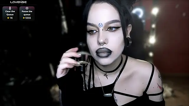 Snapshot of alexx_succubus chatting on 5, 4, 2026 alexx succubus online show from 5, 4, 2026