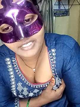 Snapshot of telugu_indhu_0001 chatting on 8, 1, 2025 telugu indhu 0001 online show from 8, 1, 2025