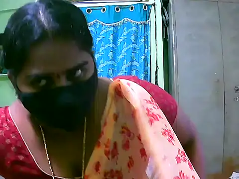 Snapshot of telugu_indhu_0001 chatting on 14, 11, 2025 telugu indhu 0001 online show from 14, 11, 2025