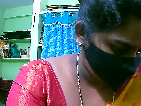 Snapshot of telugu_indhu_0001 chatting on 15, 11, 2025 telugu indhu 0001 online show from 15, 11, 2025