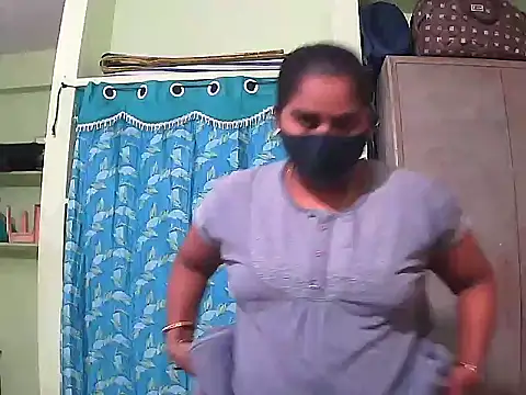 Snapshot of telugu_indhu_0001 chatting on 16, 11, 2025 telugu indhu 0001 online show from 16, 11, 2025