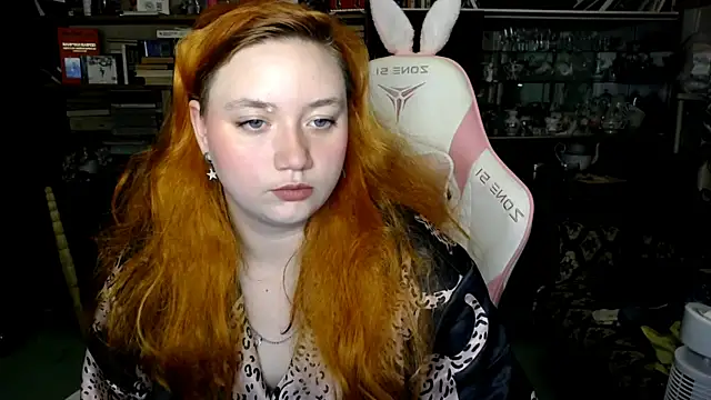 Snapshot of Bitchy_Lily chatting on 7, 10, 2025 Bitchy Lily online show from 7, 10, 2025