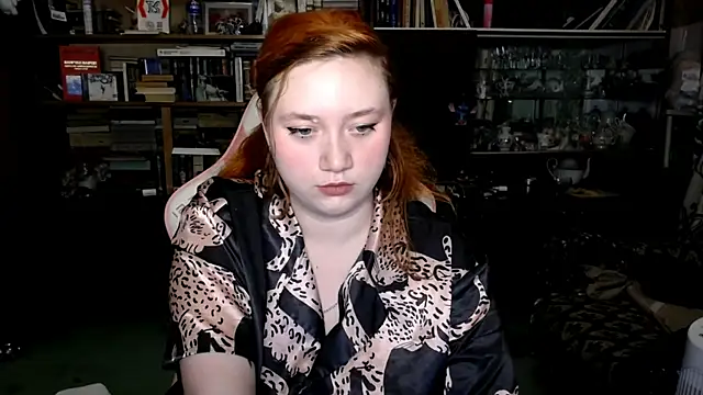 Snapshot of Bitchy_Lily chatting on 9, 10, 2025 Bitchy Lily online show from 9, 10, 2025