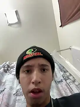 Snapshot of qbaby96 chatting on 15, 1, 2025 qbaby96 online show from 15, 1, 2025