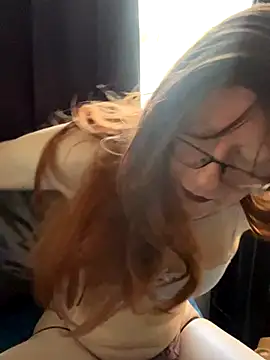 Valerie-4-U online show from 25, 10, 2025